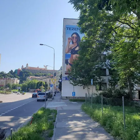 דירה Big - 4 Bedroom, 2 Bathroom Old Town With Ac