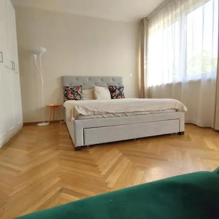 Appartamento Big - 4 Bedroom, 2 Bathroom With Ac Bratislava