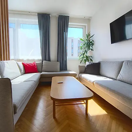 Big - 4 Bedroom, 2 Bathroom Old Town With Ac Apartamento Bratislava