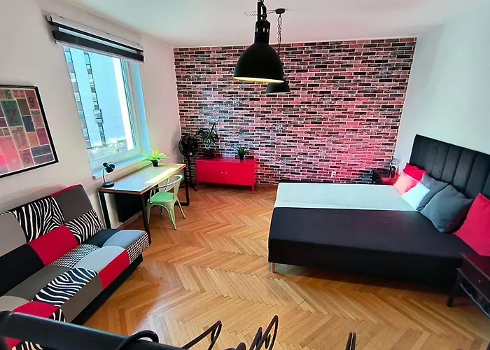 Daire Big - 4 Bedroom, 2 Bathroom Old Town With Ac